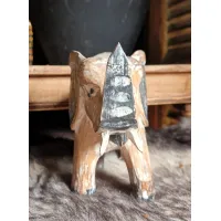 Houtsnijwerk olifant