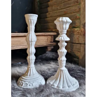 Set metalen kandelaren