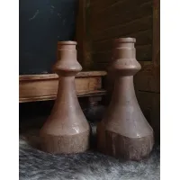 Set robuuste houten kandelaren