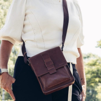 Bag2Bag Leren Schoudertas Kodiak Black